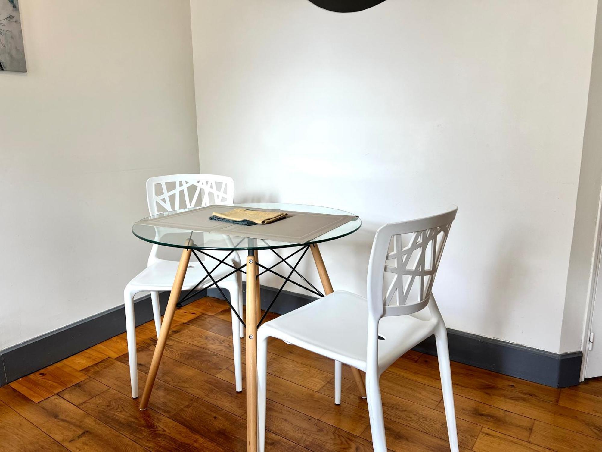Joli Appartement En Centre Ville Bagneres-de-Bigorre Bagian luar foto